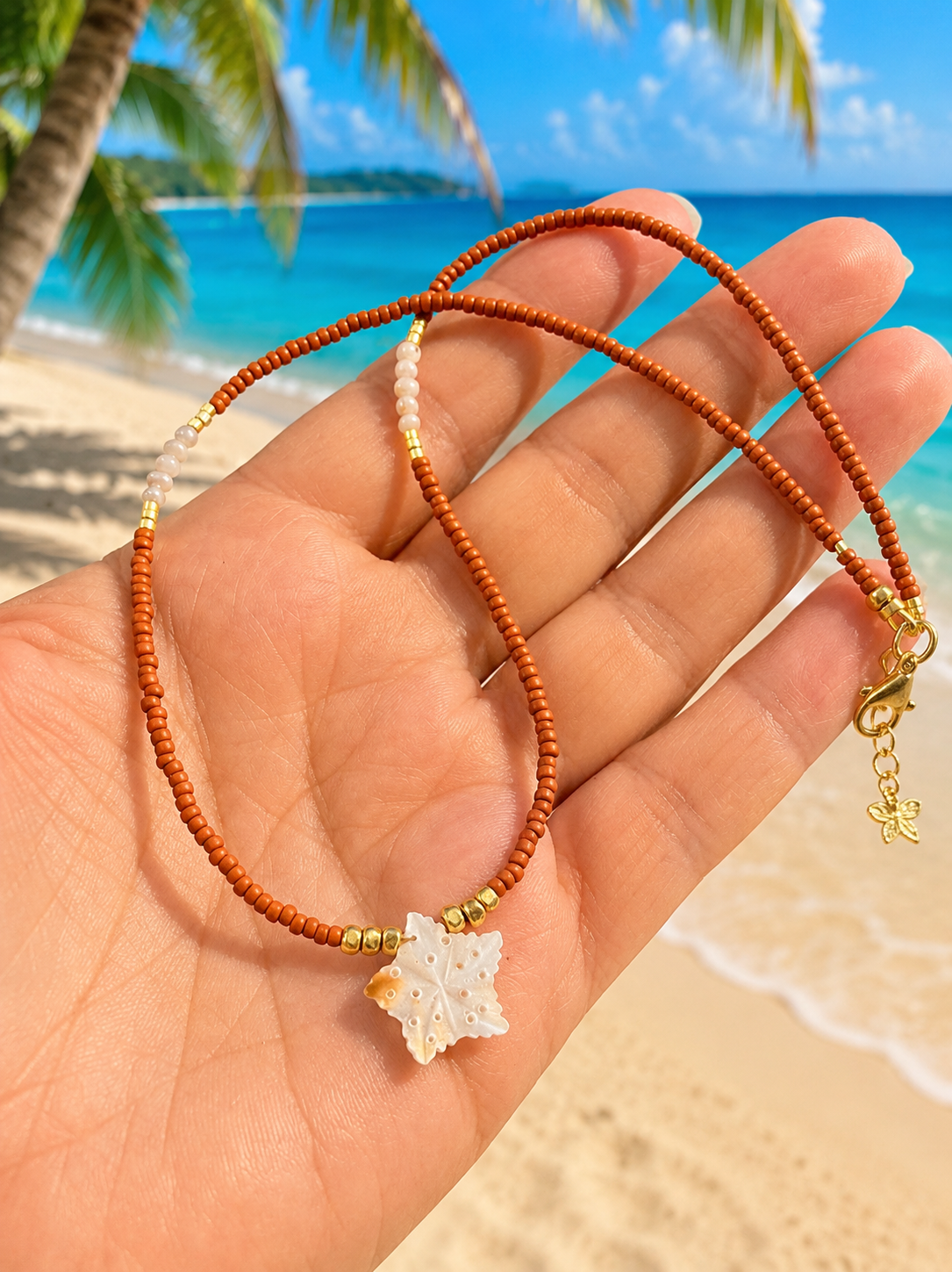 TESOROS DEL MAR (collares)