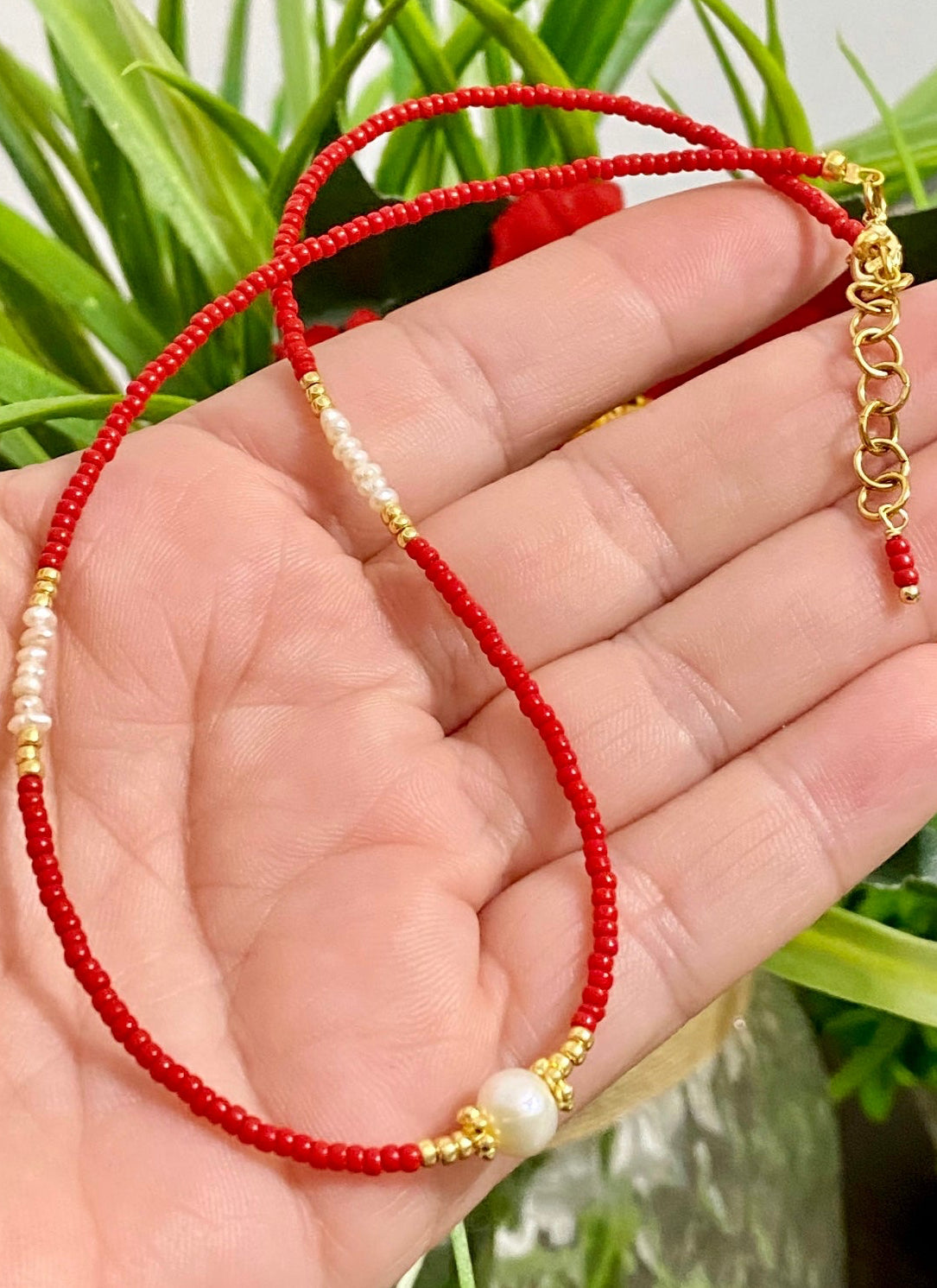ROJO Y BLANCO (collar corto)