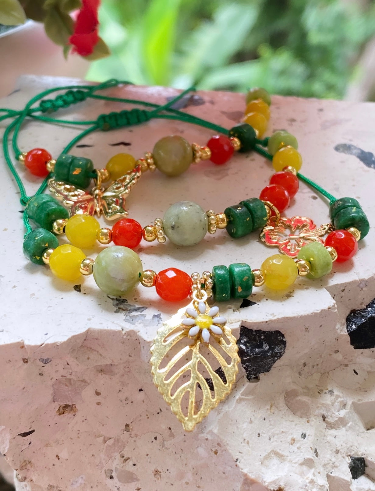 PRIMAVERA (pulsera de hilo)