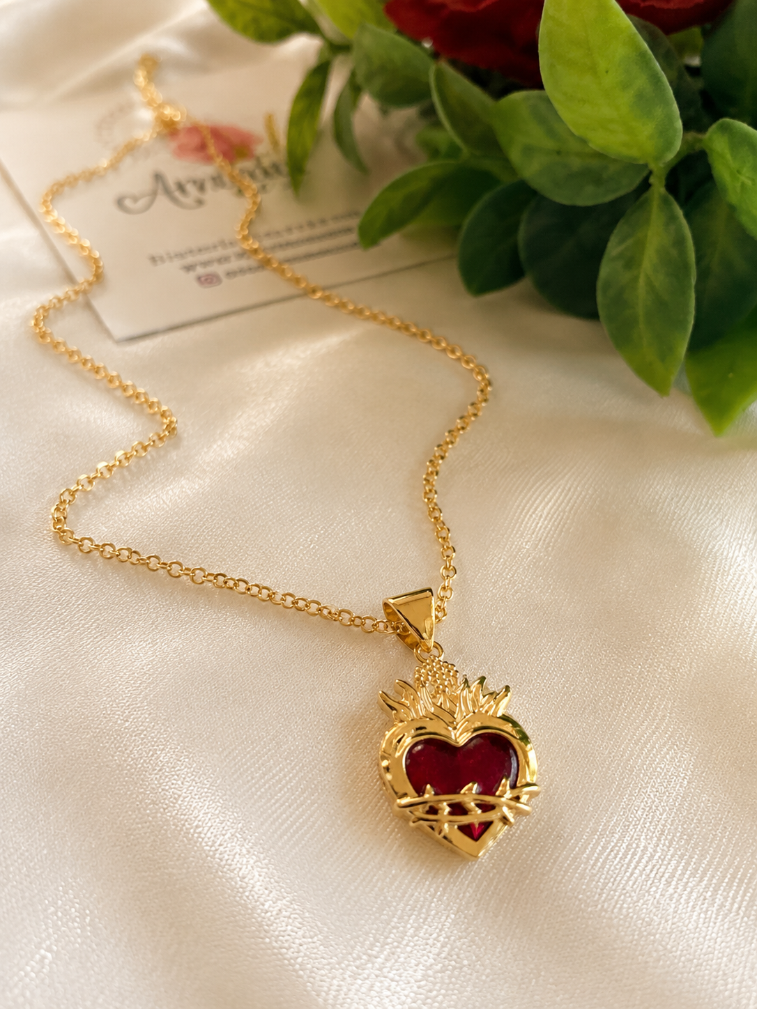 SAGRADO CORAZÓN (cadena)