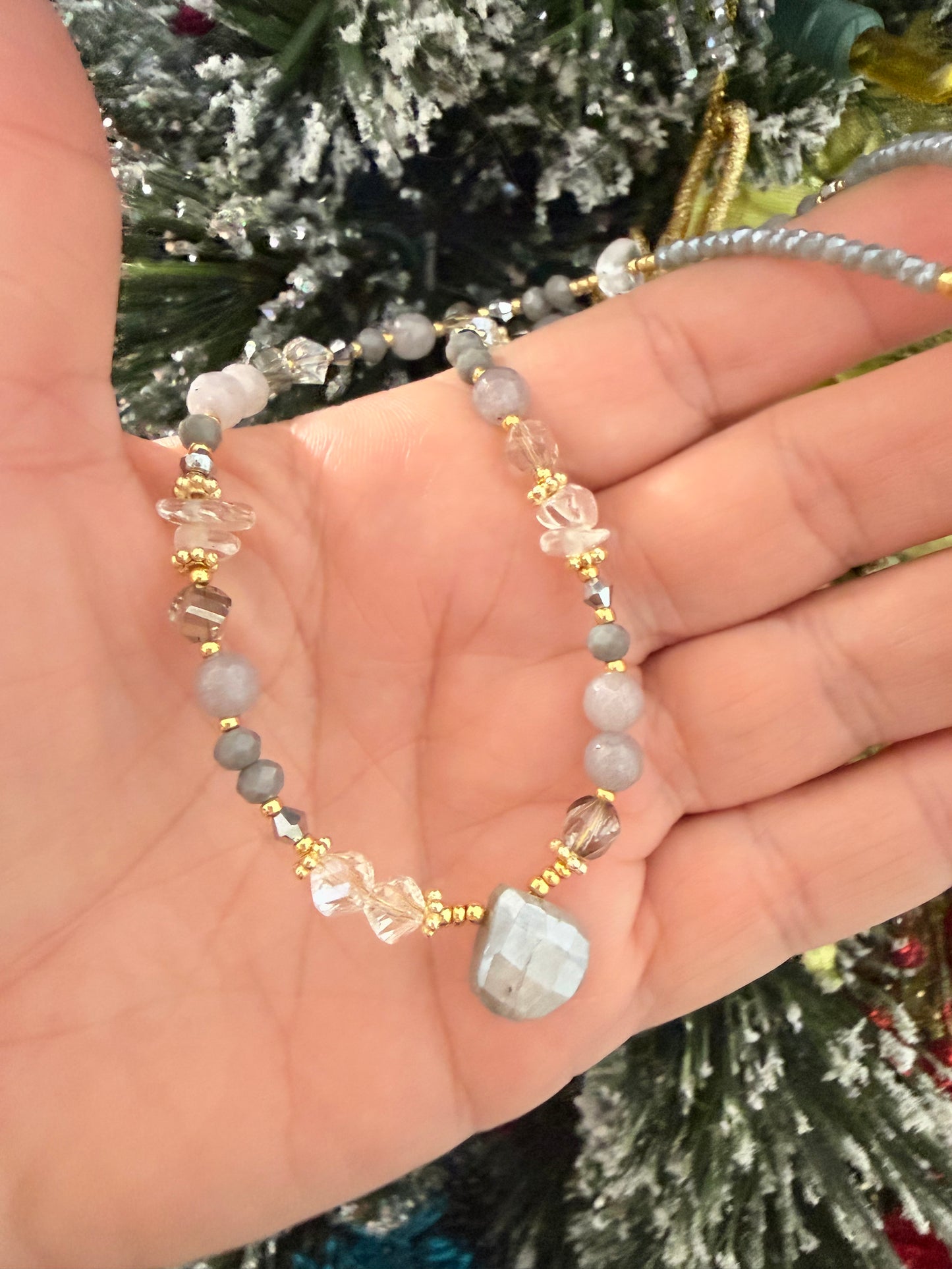 GOTA GRIS ( collar)