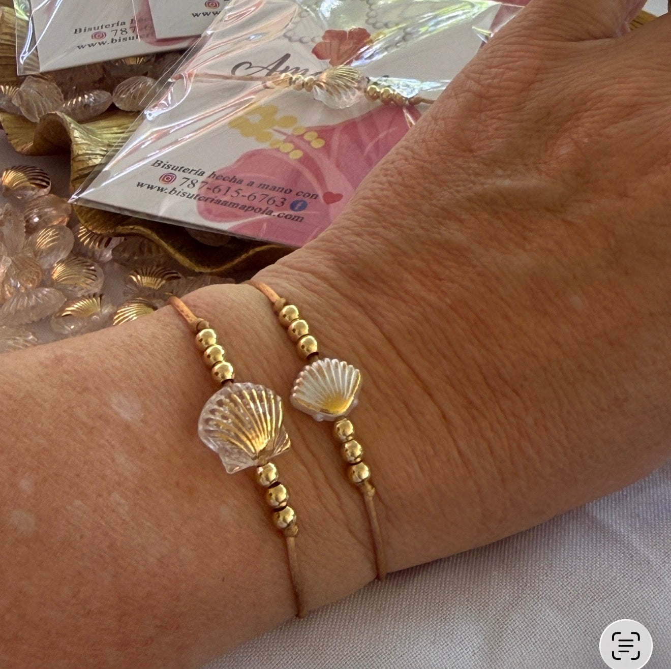 CONCHA DORADA (pulseras)