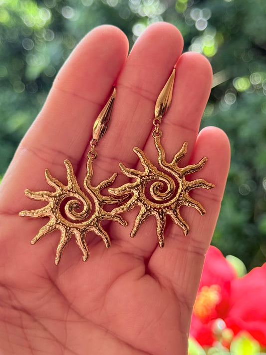 BRIILA COMO EL SOL (aretes)